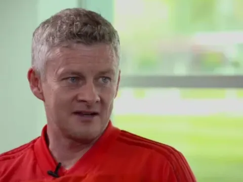 Xác nhận! Ký HĐ 5 năm, Man Utd đón tân binh 21 tuổi thứ 3 ngay Hè này