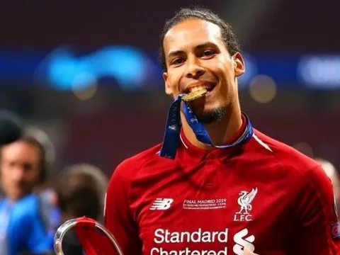Van Dijk nêu lí do thực sự khiến anh không quan tâm Quả bóng vàng