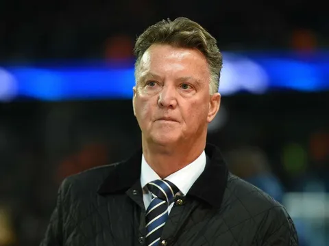 Van Gaal chỉ trích những đội muốn kết thúc mùa giải để lên ngôi vô địch