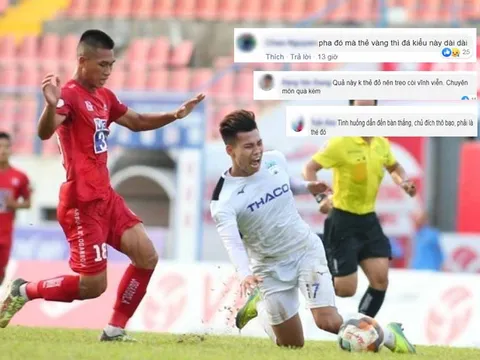 Văn Thanh bị phạm lỗi thô bạo, NHM "nóng mặt" chỉ trích trọng tài