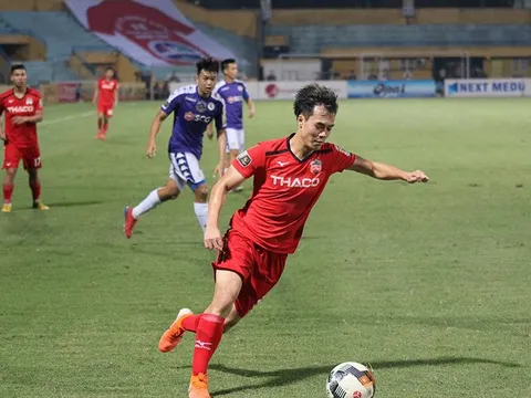 Văn Toàn tỏa sáng phút bù giờ, HAGL giành được 1 điểm từ tay Hà Nội