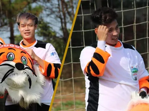 Văn Toàn, Văn Thanh ngại ngùng, vào vai cosplay "chú Hổ" của HAGL