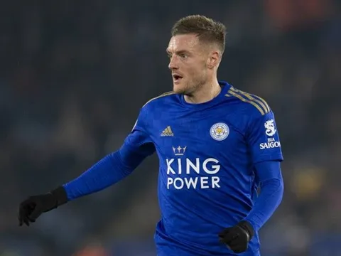 Jamie Vardy đi vào lịch sử Leicester City
