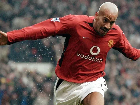 Paul Scholes chỉ ra lí do khiến "cầu thủ xuất sắc" thất bại tại Man United