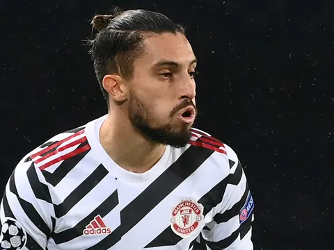 Vì “cực phẩm” tuyến giữa, M.U sẵn sàng trao đổi Alex Telles + 32 triệu euro