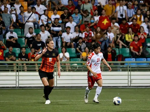 Vì sao Công Phượng “như cá gặp nước” cùng TP.HCM?