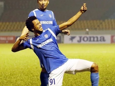 Vì sao đương kim vô địch V-League Hà Nội sa lầy tại Quảng Ninh?