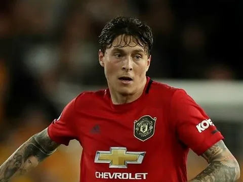 Ra tay nghĩa hiệp, Lindelof bắt cướp giữa đường