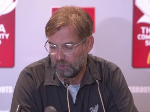 Video Klopp xác nhận Alisson, Salah, Firmino đã hội quân