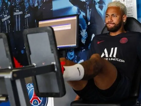 Video Neymar khổ luyện ở Trung Quốc