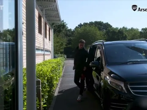 Video ngày đầu tiên của William Saliba ở Arsenal