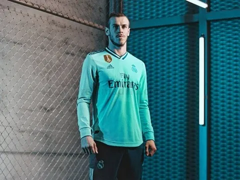 Video Real Madrid ra mắt mẫu áo đấu thứ 3 mùa 2019/20