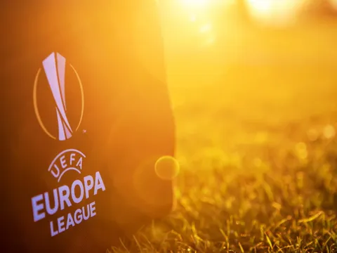 Virus corona 'sờ gáy' giải vô địch châu Âu