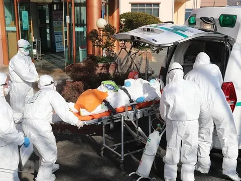 VL World Cup 2022: Việt Nam, Thái Lan, Malaysia "méo mặt" vì COVID-19