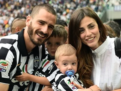 Vợ đẹp của Bonucci gửi thông điệp ý nghĩa giữa mùa dịch