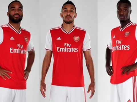 'Với anh ta đằng sau, hàng công Arsenal không ngán Man City hay Liverpool'