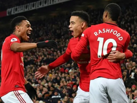 Với Solskjaer, Man Utd bay cao trên đôi cánh những tài năng trẻ