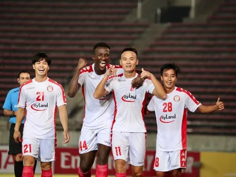 Vua phá lưới V-League: Gà son của TP.HCM thách thức các ngoại binh thiện chiến