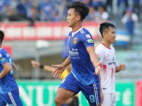 Vua phá lưới V-League: Gió đã xoay chiều, đến lúc chân sút nội “hái quả ngọt”?