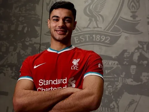 Vừa ra mắt, tân binh của Liverpool đã “khoe” điểm mạnh