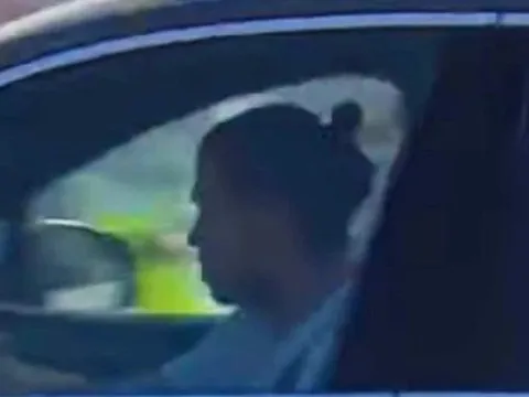 Vừa trở lại tập, Bale lập tức bị CĐV Real "tấn công"