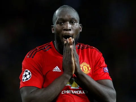 Vừa trở về Carrington, Lukaku liền "hẹn gặp" lãnh đạo Man Utd