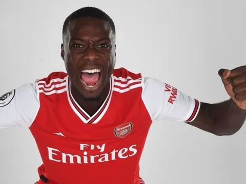 Vừa về Arsenal, Pepe lập tức công khai đáp trả Aubameyang và Lacazette