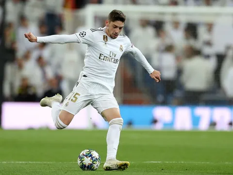 Vượt Bale & Ronaldo, "Gerrard + Pogba 2.0" nhanh nhất lịch sử Real