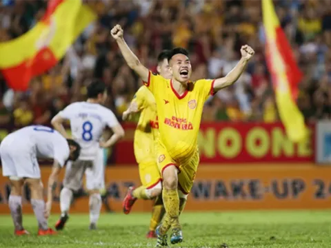 5 điểm nhấn vòng 19 V-League: Vòng đấu Fergie Time, Hà Nội lấy lại ngôi đầu