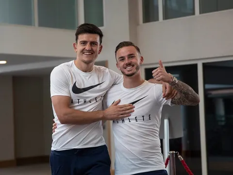 Wan-Bissaka tập cực sung, Maguire "mời gọi" bom tấn 80 triệu về M.U?