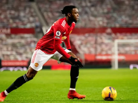 Wan-Bissaka trận Aston Villa: Một bức tranh với 2 mảng màu sáng - tối