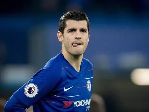 CĐV Chelsea "nội chiến" vì một cái tên bị quên lãng