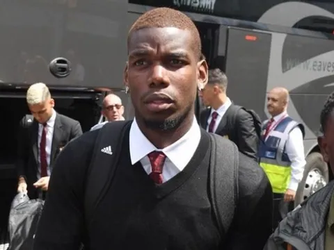Man Utd làm điều "tàn nhẫn", khó trách Pogba đến Úc với vẻ mặt "sầu thiên thu"