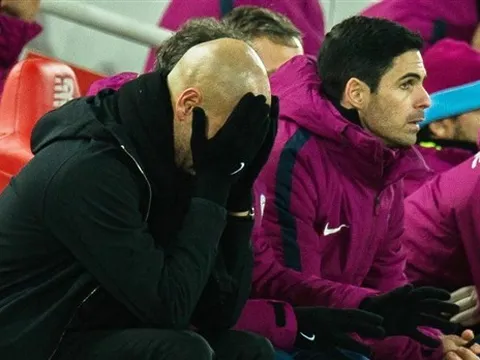 CĐV Liverpool: "Guardiola muốn thay Klopp lắm rồi"