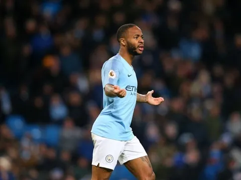 Anti-fan hả hê vì Corona "dập tắt" giấc mơ của Liverpool