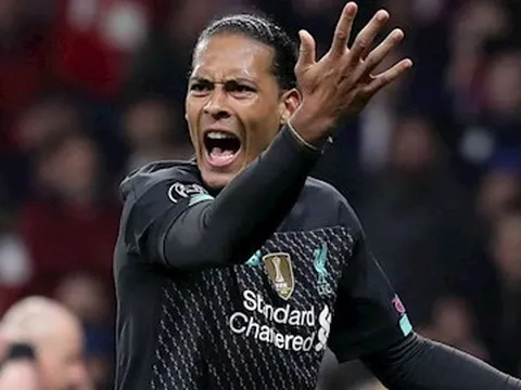 Bị loại khỏi Champions League, Van Dijk nói thẳng cái tên khiến Liverpool ôm hận