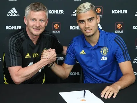 'Tân binh thứ 3' ảnh hưởng thế nào đến tuyến giữa Man Utd?