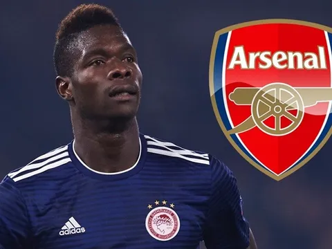 Quên Koscielny đi, Arsenal sẽ vá hàng thủ với 'quái thú' 10 triệu bảng