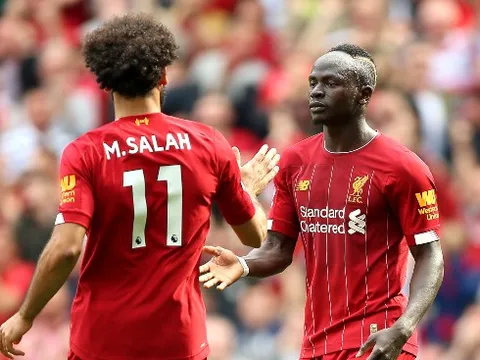 Xếp hạng 11 cầu thủ chạy cánh Liverpool chiêu mộ từ năm 2010: Thảm họa và huyền thoại