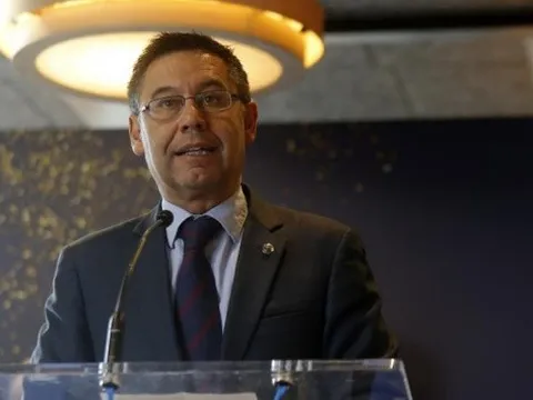 XONG! Chủ tịch lên tiếng, rõ tương lai Messi tại Barcelona