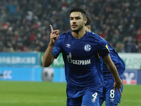 XONG! Đẩy Kabak sang Liverpool, Schalke đón ngay trung vệ chất lượng từ Arsenal