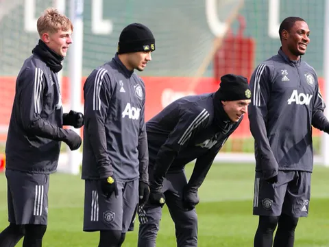 XONG! Đội hình M.U đấu LASK: 6 cái tên OUT; "Cánh chim lạ" xuất hiện