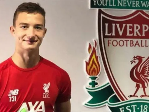 XONG! Liverpool chính thức đón tân binh đầu tiên