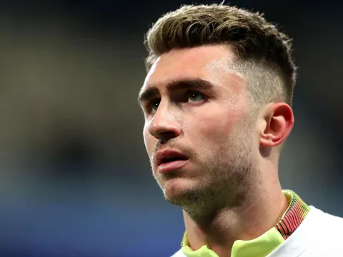 XONG! Man City bị cấm dự C1, "siêu đá tảng" liền chốt tương lai