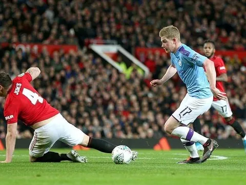 XONG! Man City không De Bruyne; đối thủ thay 7 cái tên ở derby