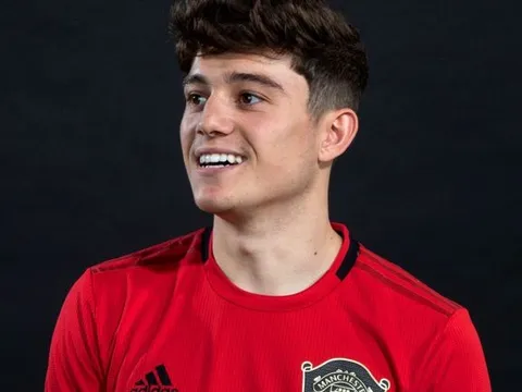 XONG! McTominay tiết lộ thái độ của 'ma cũ' Man Utd với tân binh