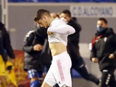 XONG! Real lại nhận tin cực xấu, tai họa đồng loạt giáng xuống