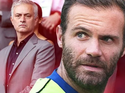 Sau tất cả, Mata chấm dứt một lần và mãi mãi lời đồn về Mourinho