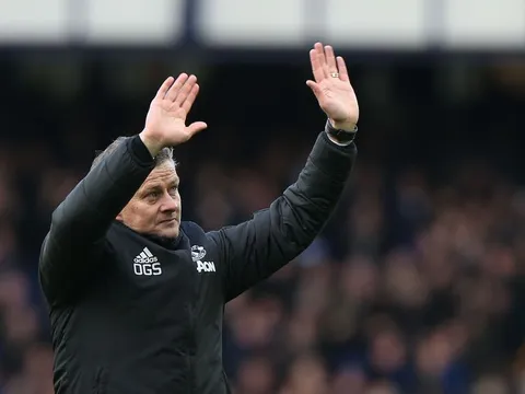 XONG! Solskjaer tàn nhẫn, 7 cái tên nguy cơ bật bãi khỏi M.U