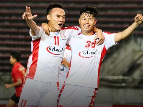 Xuân Nam lập cú đúp, TP.HCM thị uy sức mạnh tại AFC Cup 2020